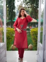 MAROON-TIGER-PRINT