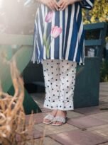 NAVY-BLUE-TULIP3