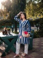 NAVY-BLUE-TULIP8